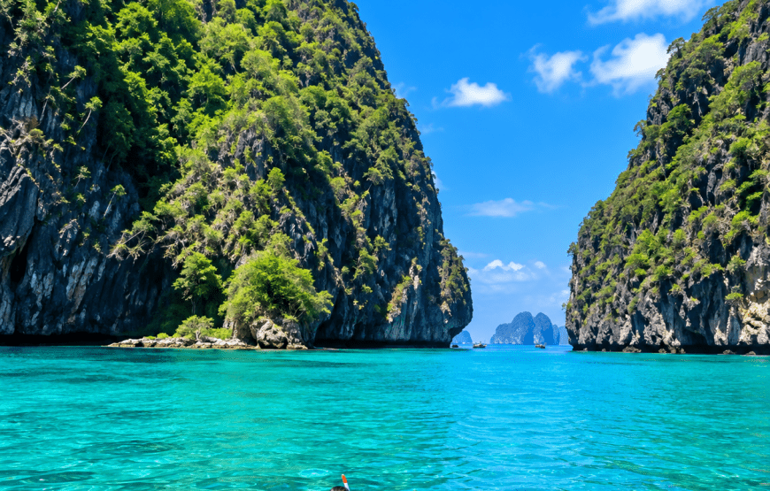 4 Islands One Day Snorkeling Trip by Longtail Boat from Koh Lanta | The Longtail Charter and Tours